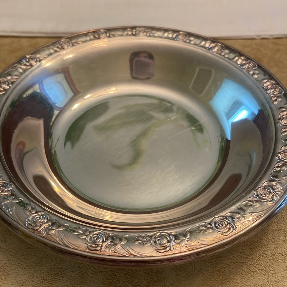 Silver Reed and Barton Candy Trinket Bowl with Rose Design